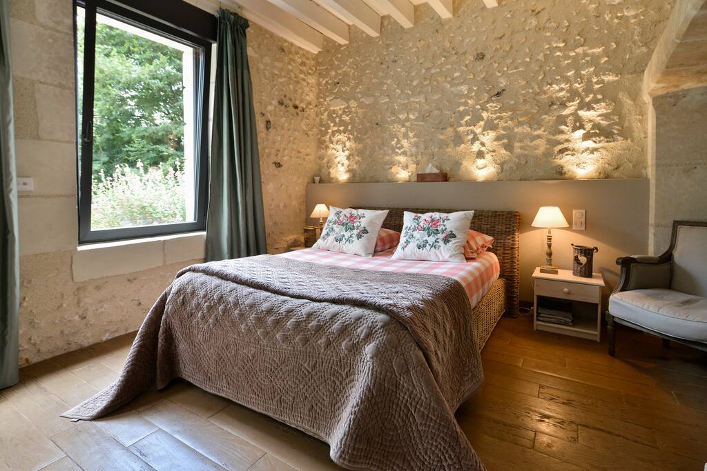 La chambre du Four à Pain lit queen size