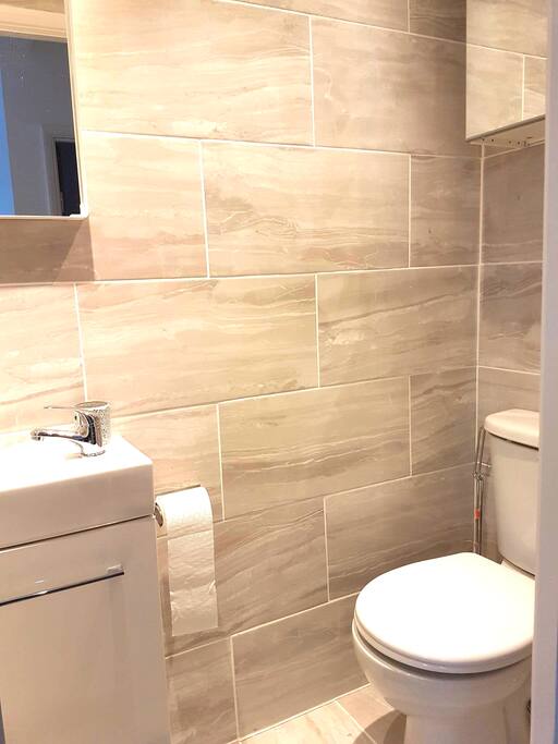Bathroom, soap, shampoo, toilet paper provided.