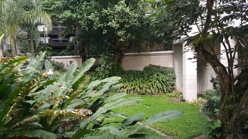 Huge apartment in Leblon gallery image 3