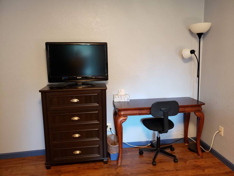 TV. Bring your Roku.