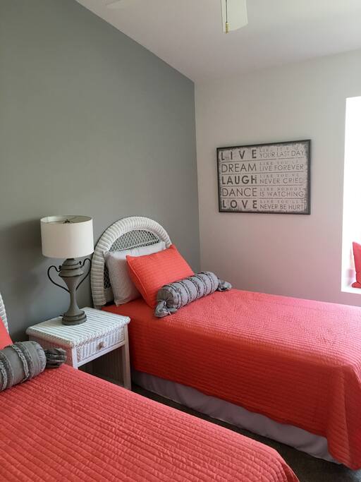Guest bedroom