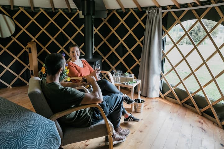 Kowhai Queen Yurt - Wanaka