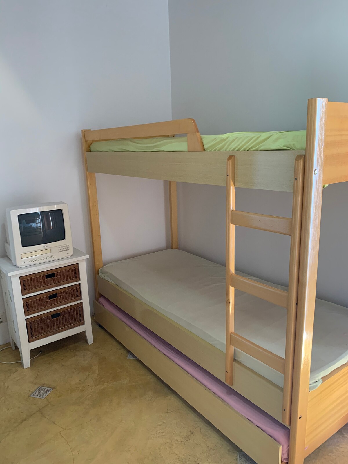 spálňa 3 (2 lôžka ako na obrázku) 