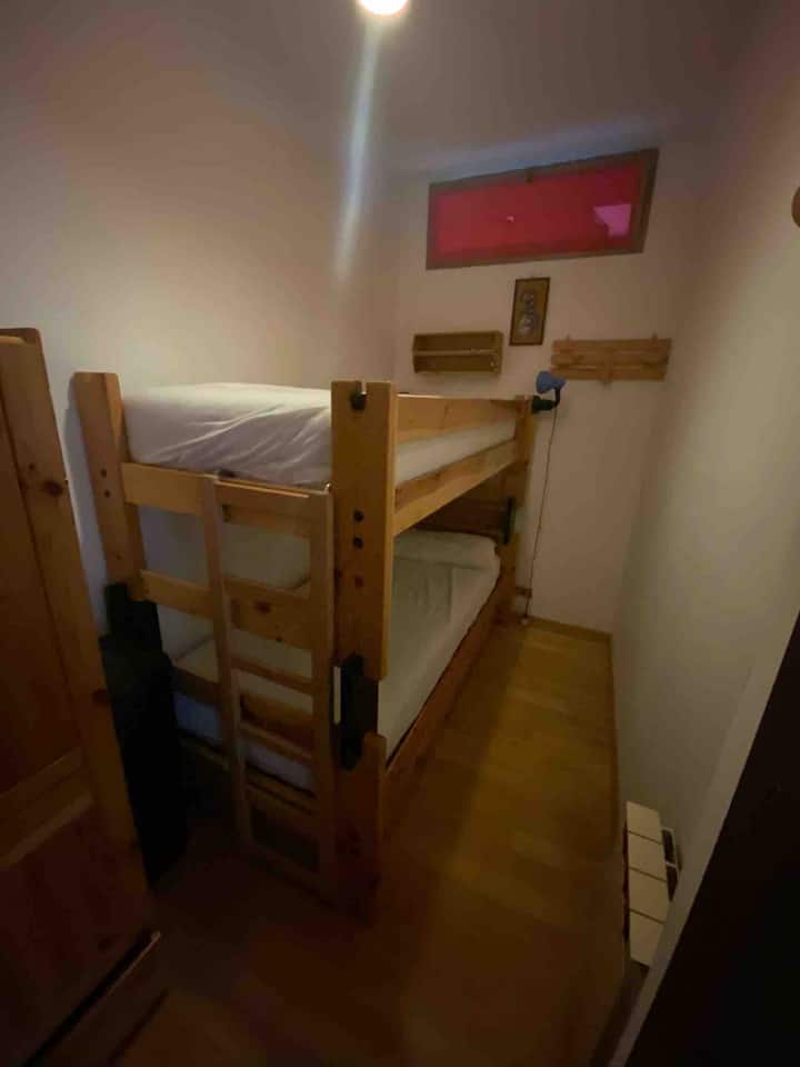 Small Bedroom 