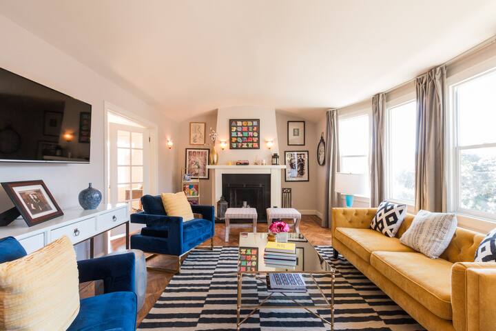 Top Floor Spectacular and Comfy Living in SF
