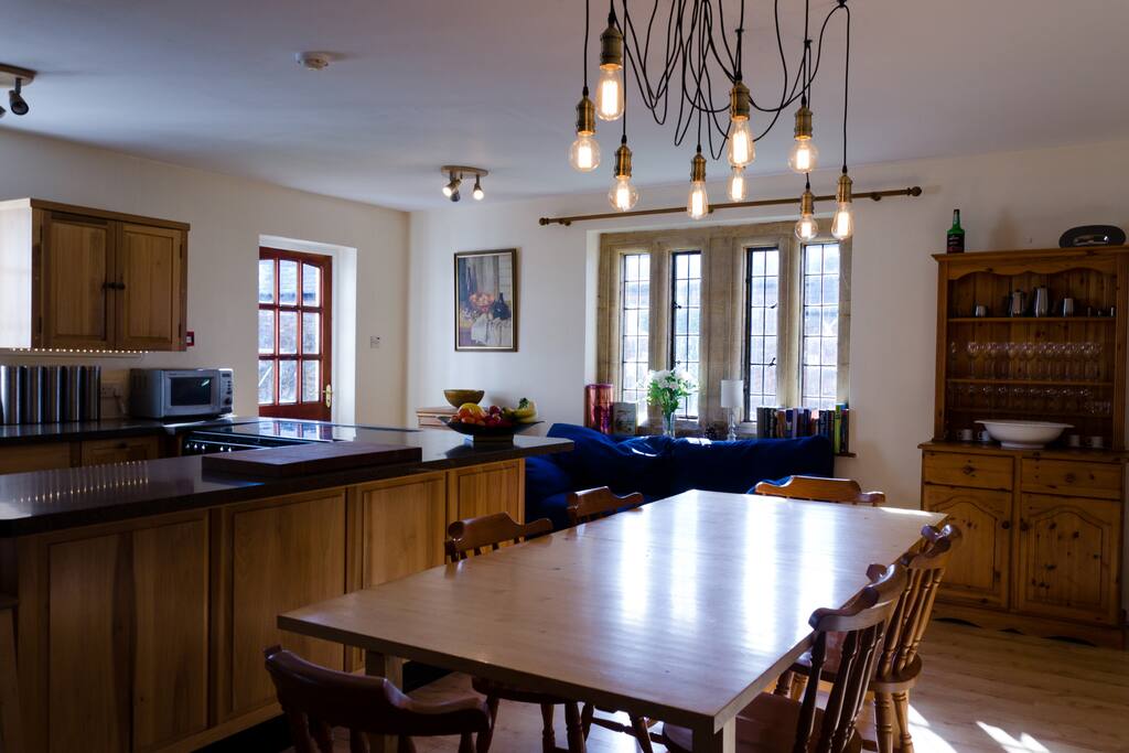 Large country kitchen for a tasty breakfast