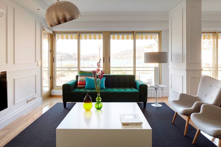 Playa de La Concha 4 by FeelFree Rentals gallery image 5