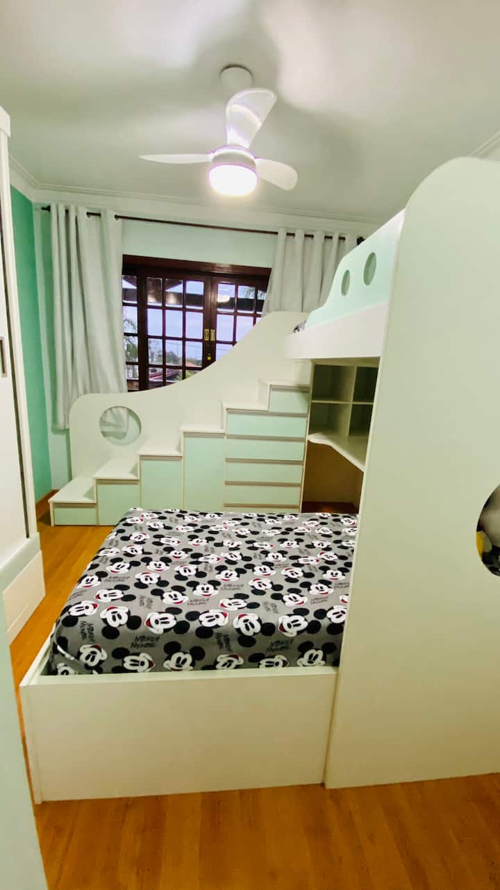 საძინებელი 1