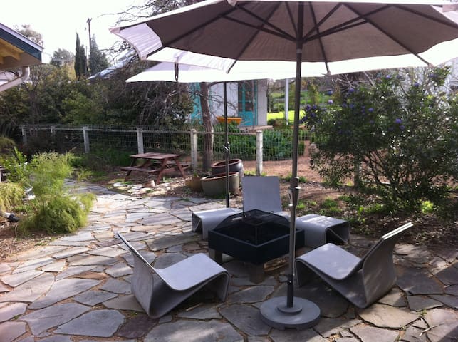 Great SXSW Location. 3br/2baths