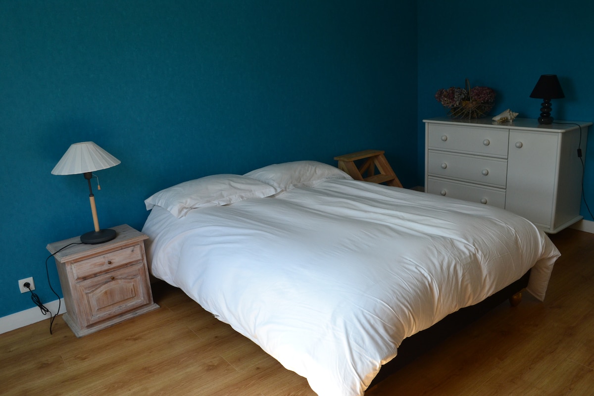 спалня 1 етаж