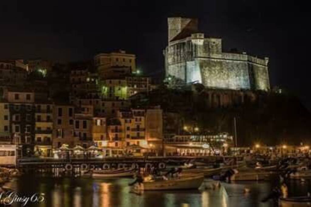 Castello di notte