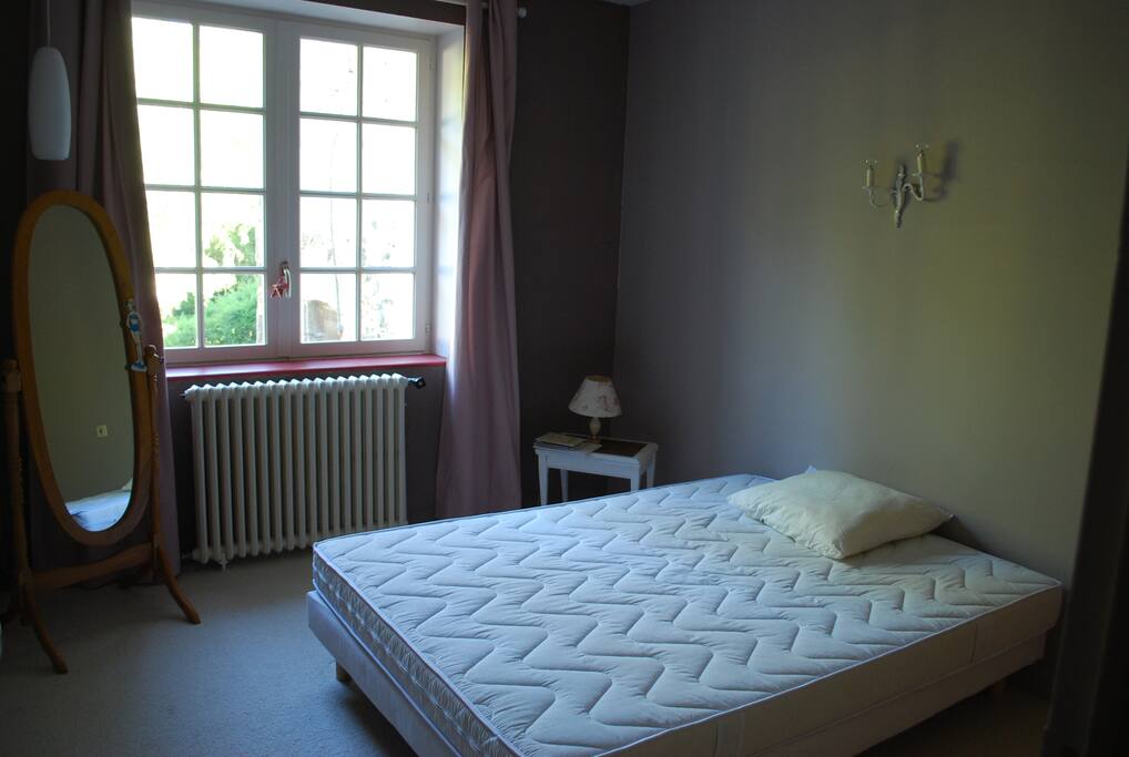 chambre double au rez-de-chaussée