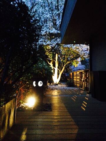 Minutes to Jericho Beach & Downtown Vancouver gallery image 2