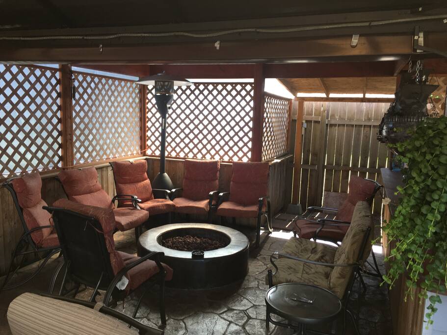 Gas fire-pit