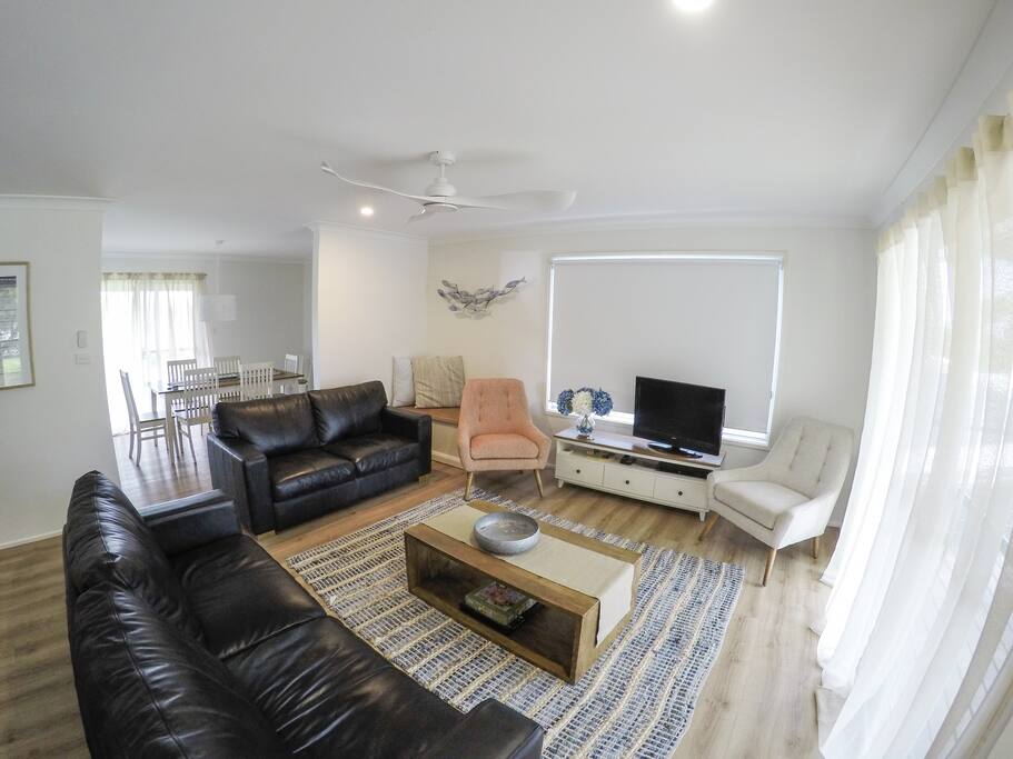 Lounge with separate dining room