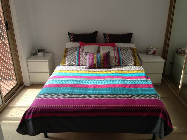 Manly Three Bedder gallery image 2