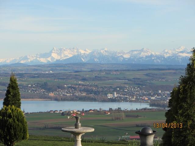 House in Villars-Burquin-Yverdon gallery image 3