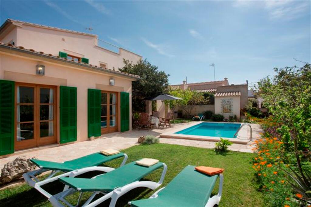Zona solarium para tomar el sol .