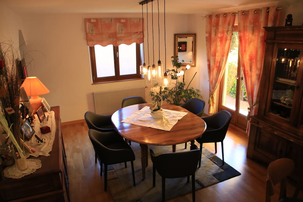 The diner room