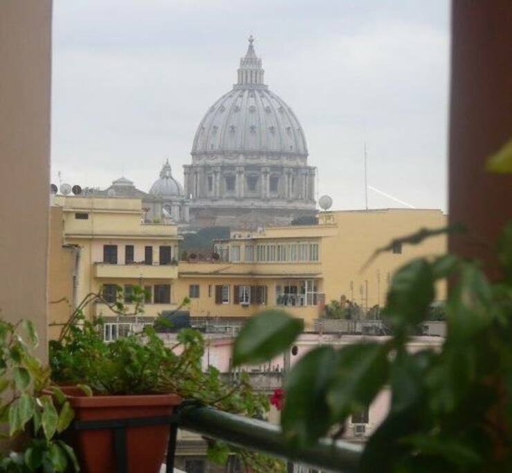 AFFACCIO CON VISTA CUPOLA SAN PIETRO