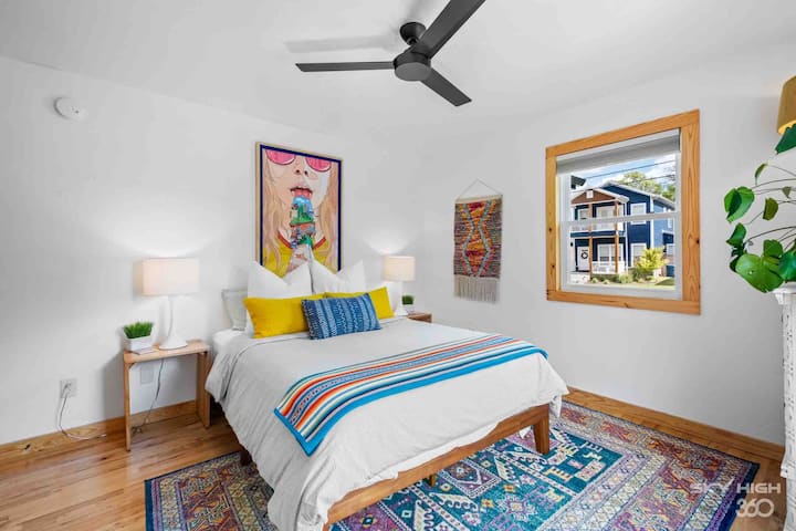Queen bed guest room. 