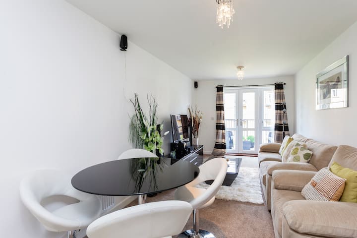 Cheap&private London Double Bedroom - Bromley