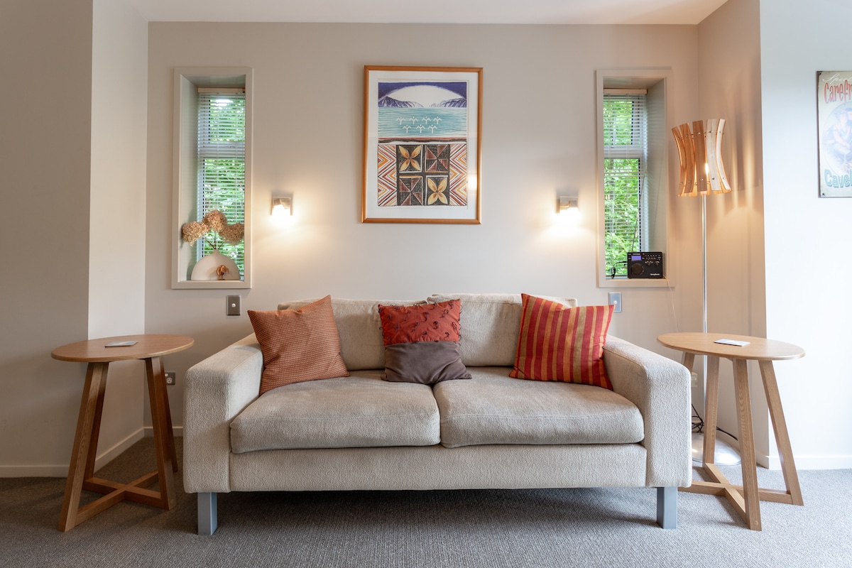 Top Airbnb: Cavell Ridge Apartment in Queenstown Centre