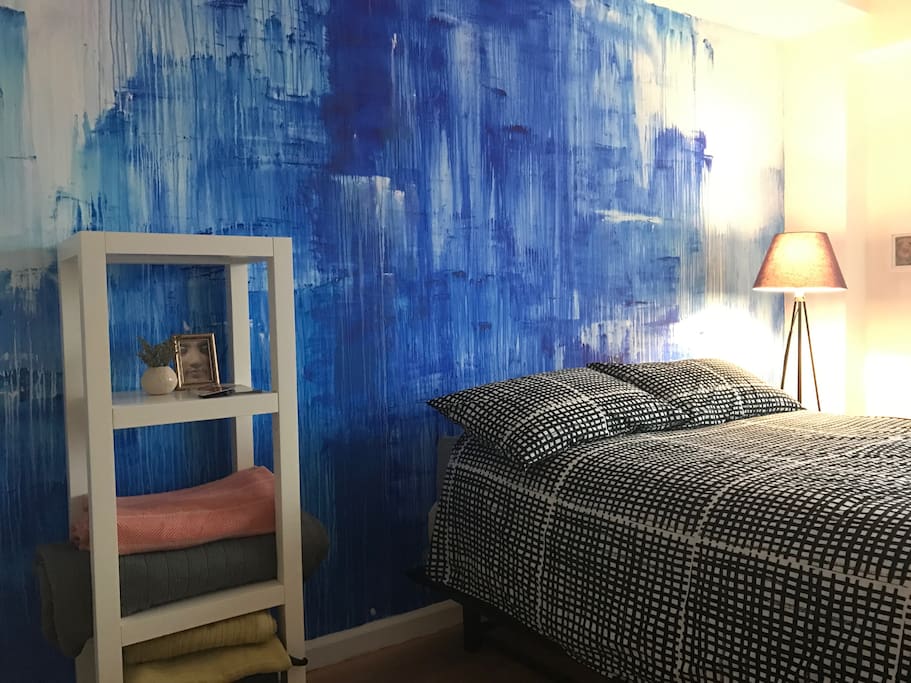 Spacious room with full size bed with extra air mattresses available, too!