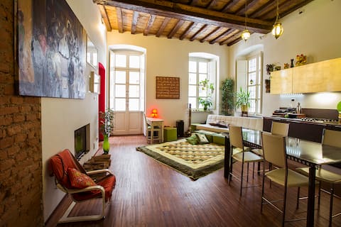Proprietà Airbnb di successo: TO-LOVE downtown 2 bedrooms a Torino