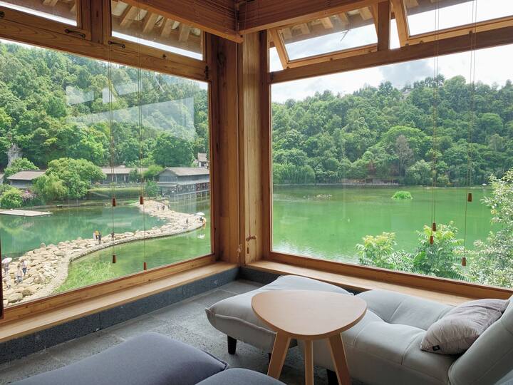 和慕茶宿 慕空湖景星空套房 面对湖水泡澡的舒适套房 提供早餐 私房茶品 Kezhan China For Rent In Baoshan Yunnan China