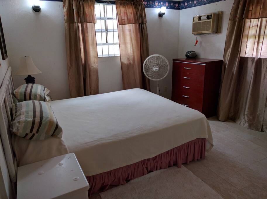 En-suite Master Bedroom - Rm1