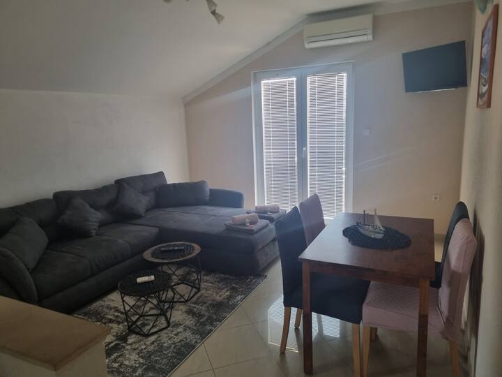 Stilvolle Ferienwohnung  Für Perfekten Urlaub - Bibinje