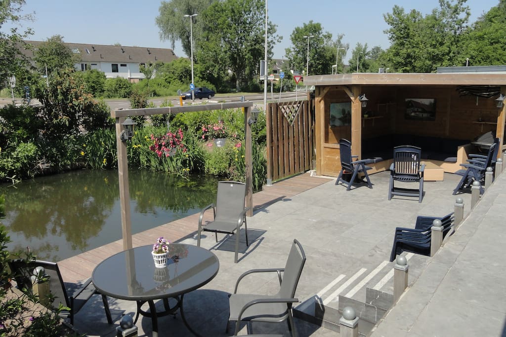 Mooie tuin op het Zuiden