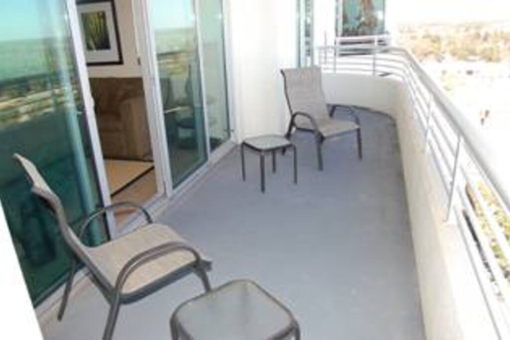 Ocean Club 1007-Balcony Furniture