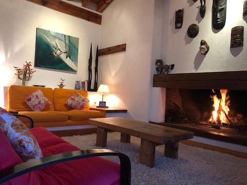 Top performing Airbnb: Typical Valle house with incredible lake views in Valle De Bravo