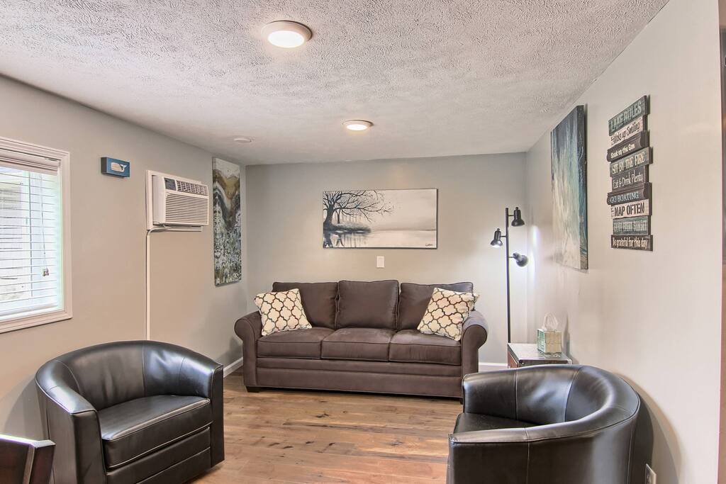 Couch transforms into a Queen size sleeper sofa!