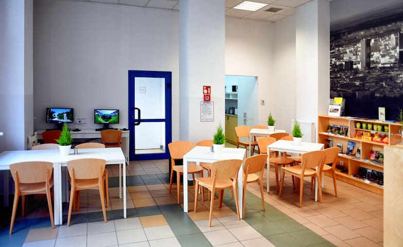 Warsaw Hostel Centrum managed Airbnb listing 2
