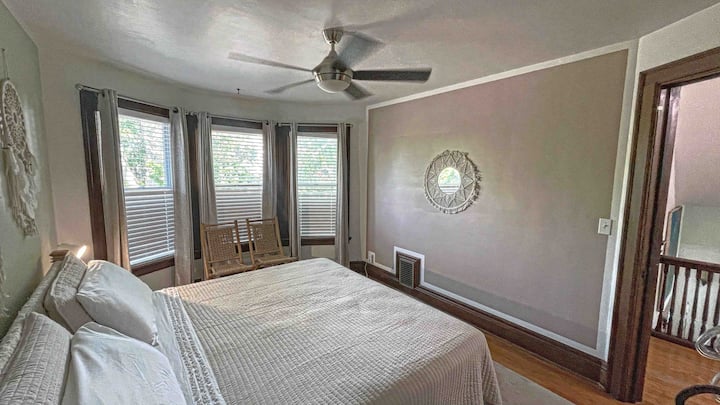 מיטת קינג סייז 