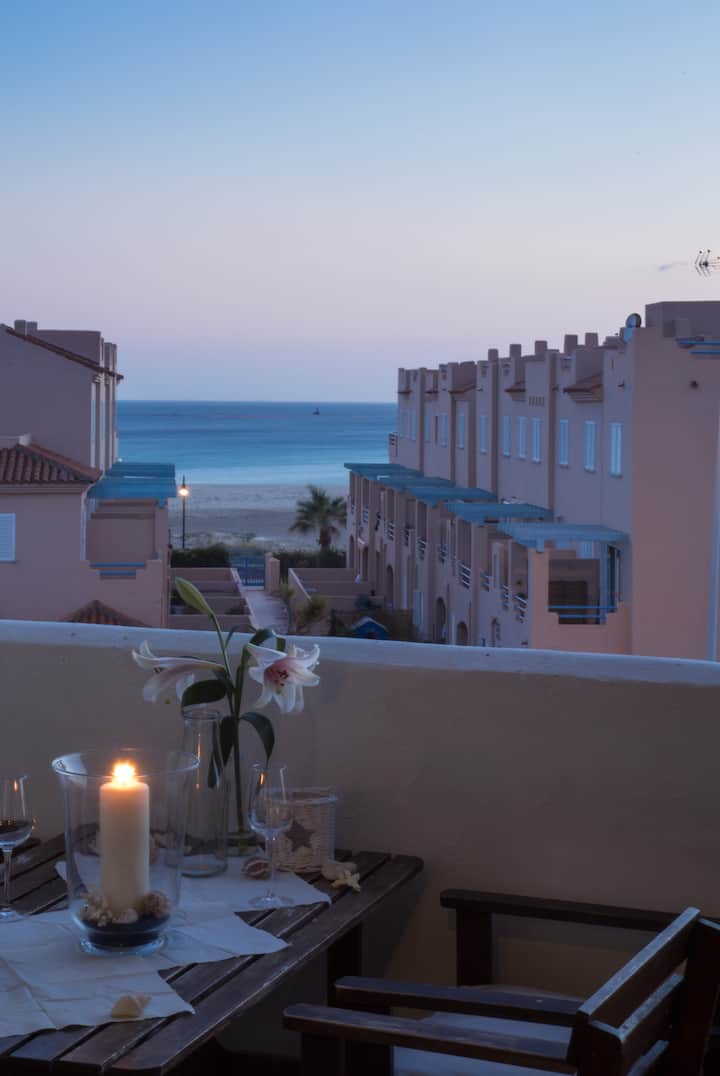 Beach apartment with sea view