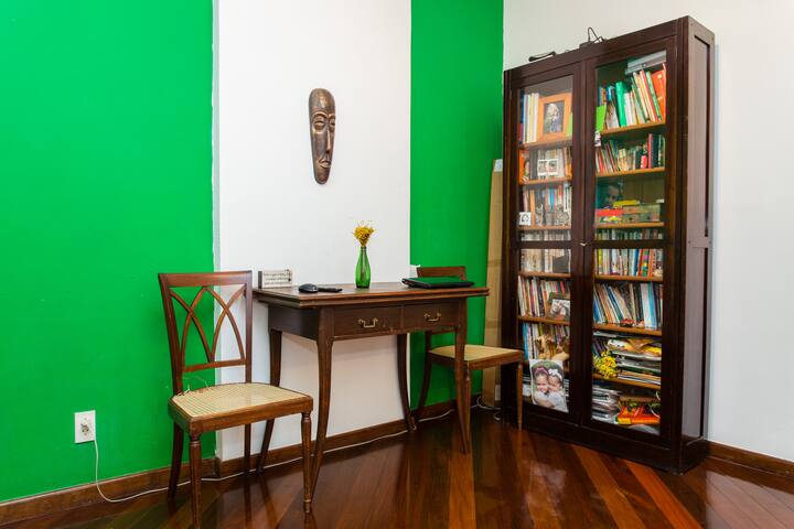 Espaçoso apartamento 2 qts -Lapa – Rio de Janeiro gallery image 3