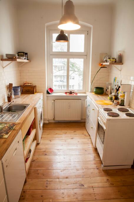 A beautiful kitchen with all accessories