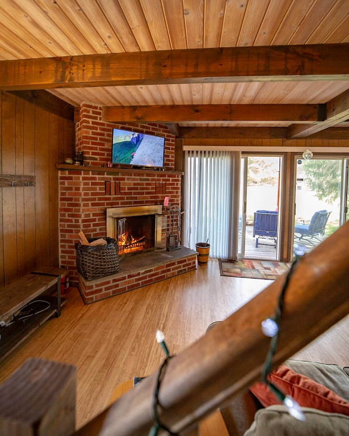 Cozycatskillchalet W/ Hot Tub (Catskill Mountains) - Windham, NY