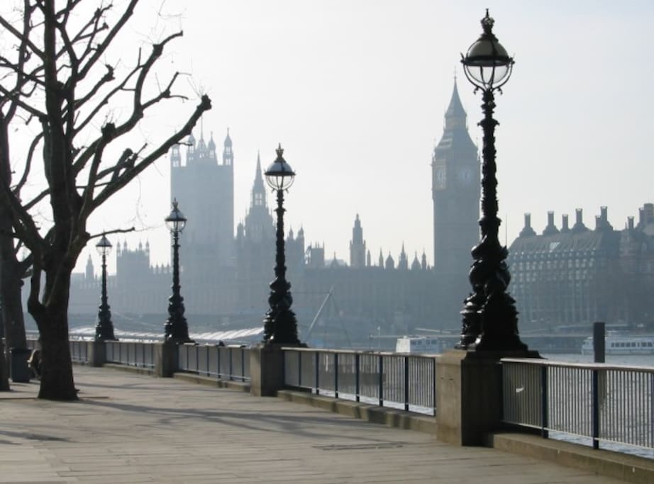 Southbank - a short and interesting stroll away
