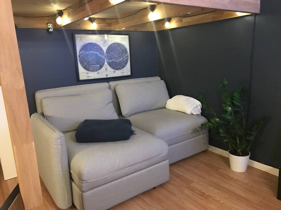 Sofa med mulighet til å omgjøre til 90cm-seng