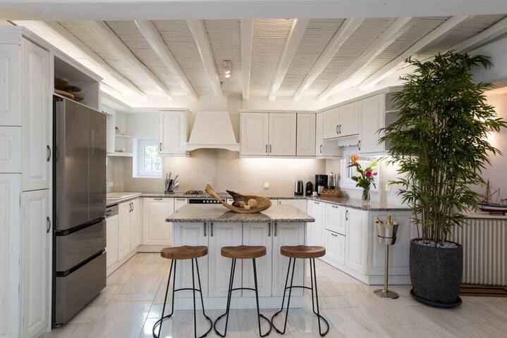 Villa Dimilia gallery image 5