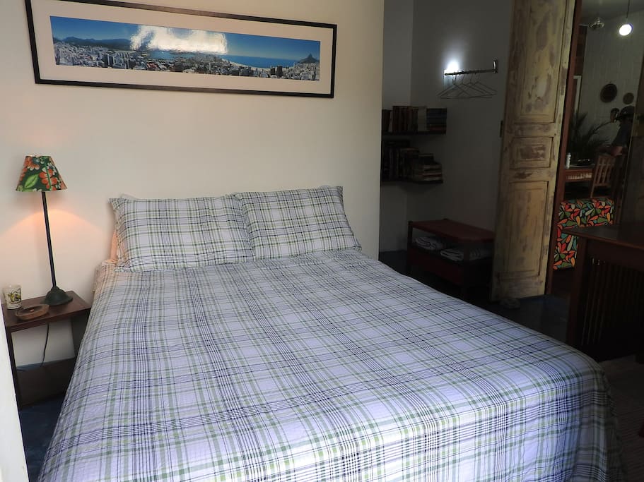Cama