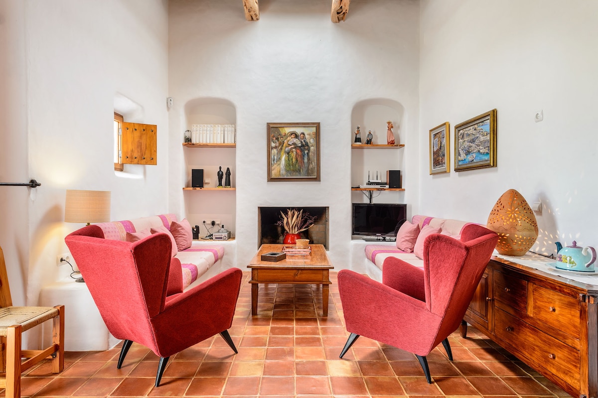 Top performing Airbnb: Very cozy traditional house. in Sant Joan De Labritja