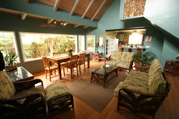 Popular Rainforest Hideaway