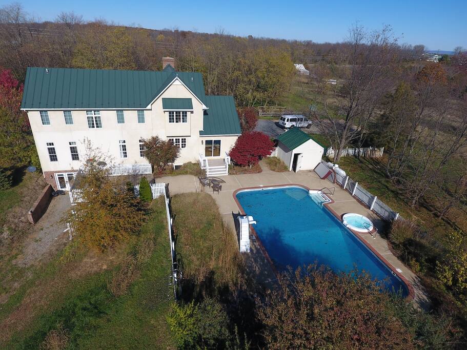 8 acres... A grand backyard