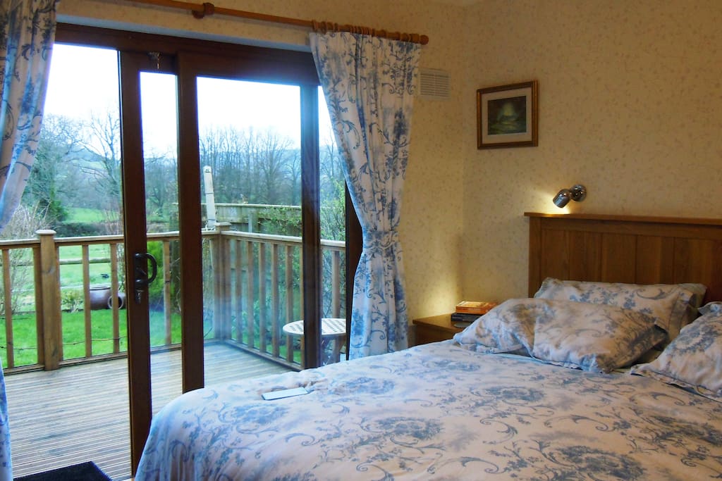Master Bedroom with Easy Access to Deck